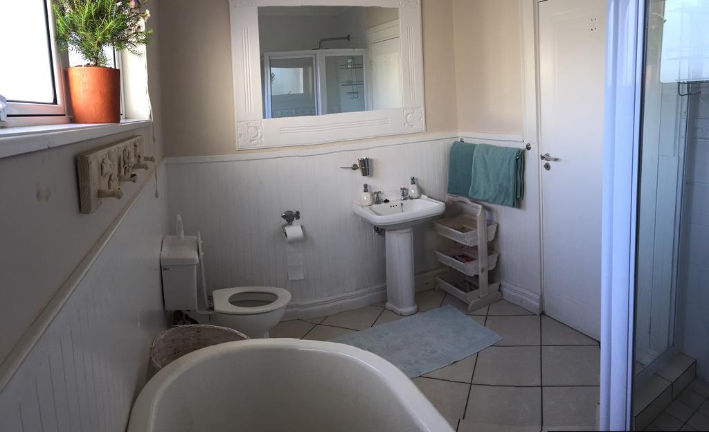 Sea Breeze Beach House プレッテンバーグ・ベイ エクステリア 写真