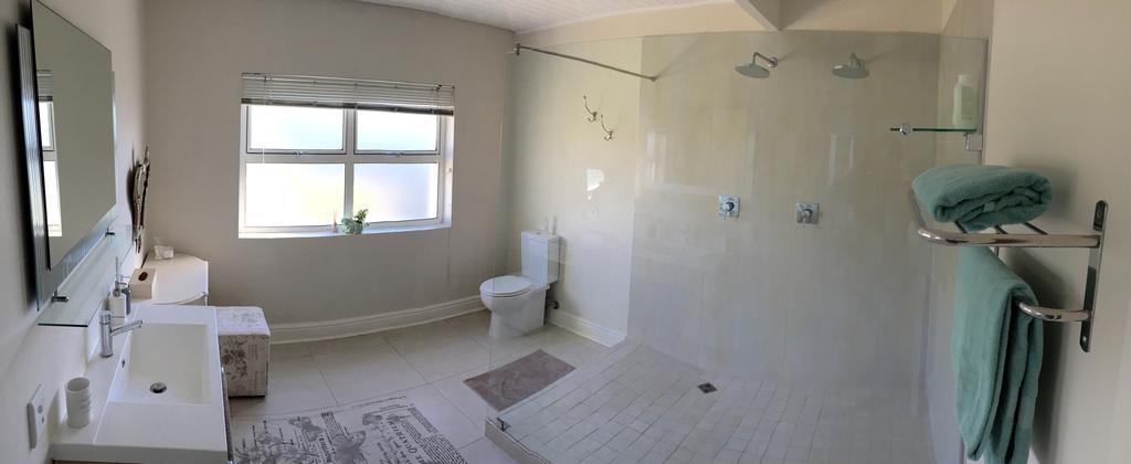 Sea Breeze Beach House プレッテンバーグ・ベイ エクステリア 写真