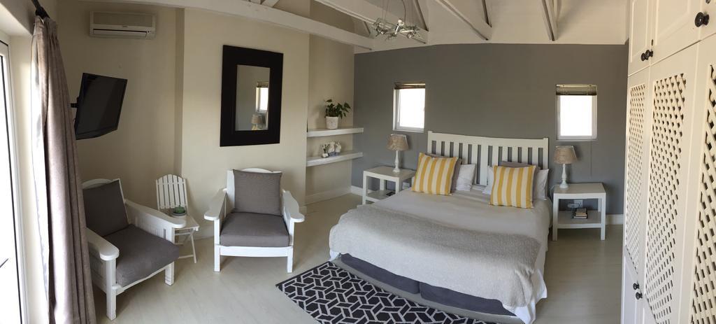 Sea Breeze Beach House プレッテンバーグ・ベイ エクステリア 写真