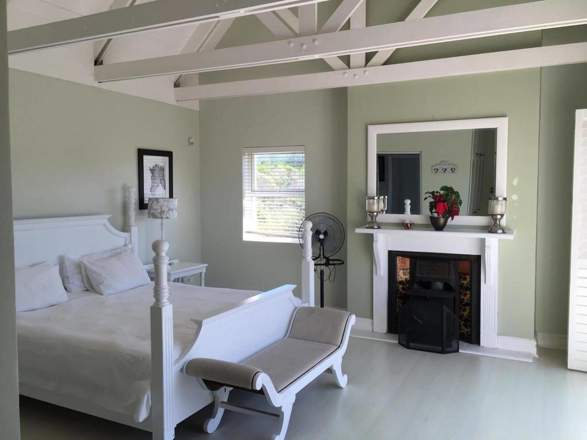 Sea Breeze Beach House プレッテンバーグ・ベイ エクステリア 写真