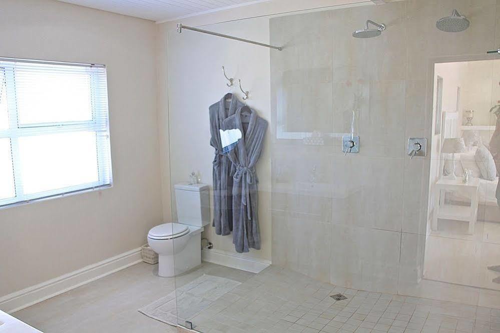 Sea Breeze Beach House プレッテンバーグ・ベイ エクステリア 写真